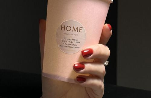 Маникюр/педикюр, парафинотерапия от 15 р. в салоне красоты "Home Beauty Lounge"