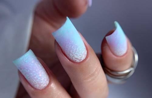 Мужской, женский маникюр и педикюр от 50 р. в студии "Cristal Studio"