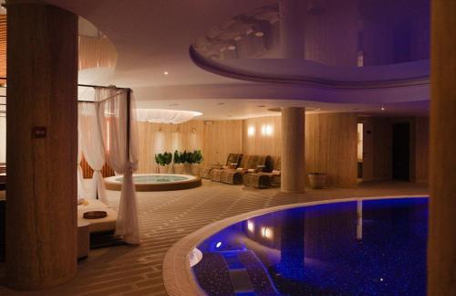🔥Анатолий доплатит! Премиум SPA, бани, сауна, бассейн от 89р в "Wellness Spa Plus"