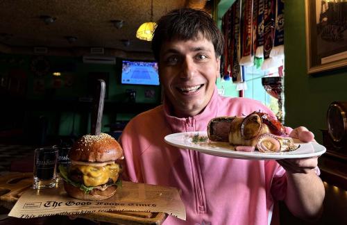 🔥"Анатолий доплатит!" -50% на меню: стейки, бургеры, закуски в "Hosper Hops Pub"